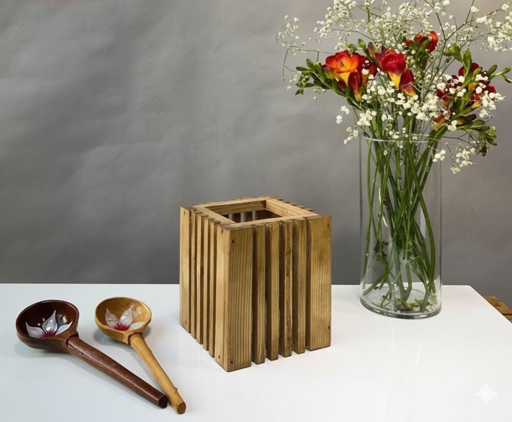 Wooden Pen Holder